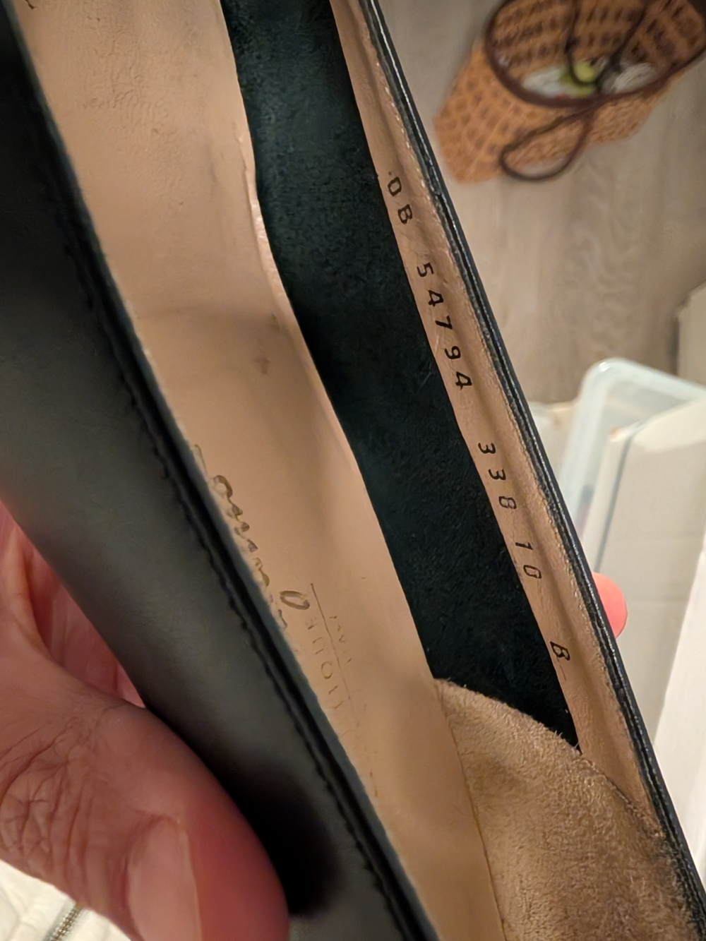 Salvatore Ferragamo Navy Leather Bow Flats with Gold Hardware - Picture 2 of 11